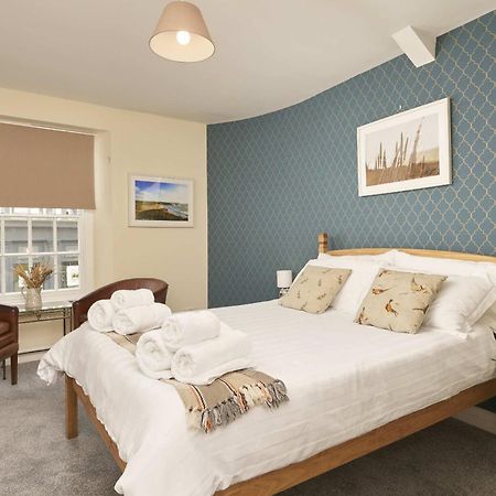 Modbury The White Hart Hotel מראה חיצוני תמונה