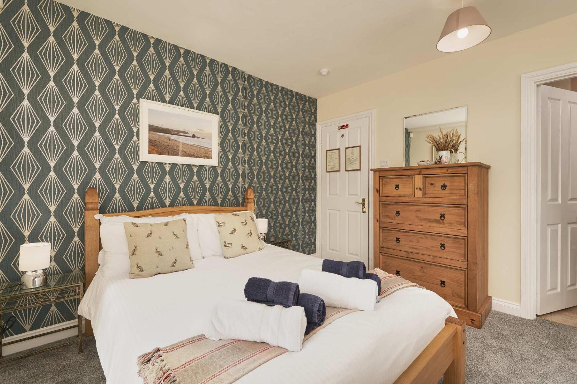 Modbury The White Hart Hotel מראה חיצוני תמונה