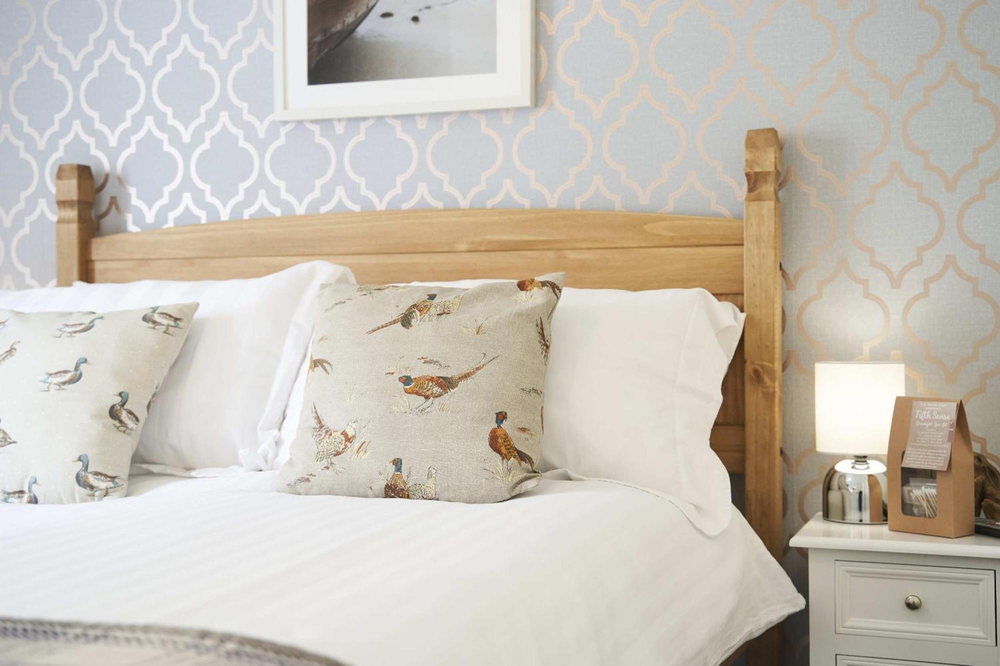 Modbury The White Hart Hotel מראה חיצוני תמונה